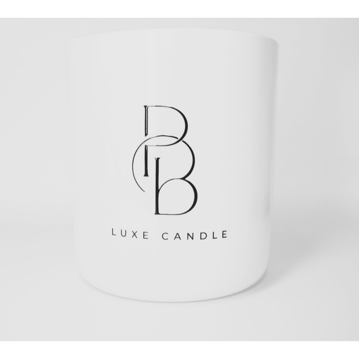 Luxe Candle-Lavender Blooms & Sandalwood